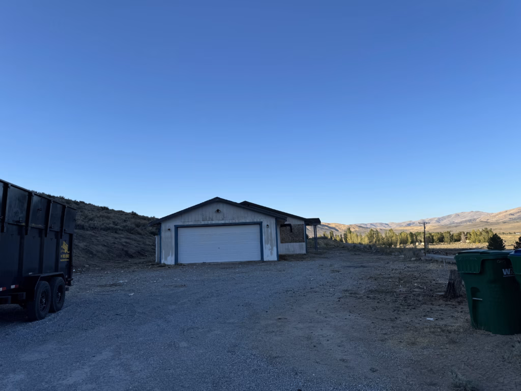 hoarding cleanup project after